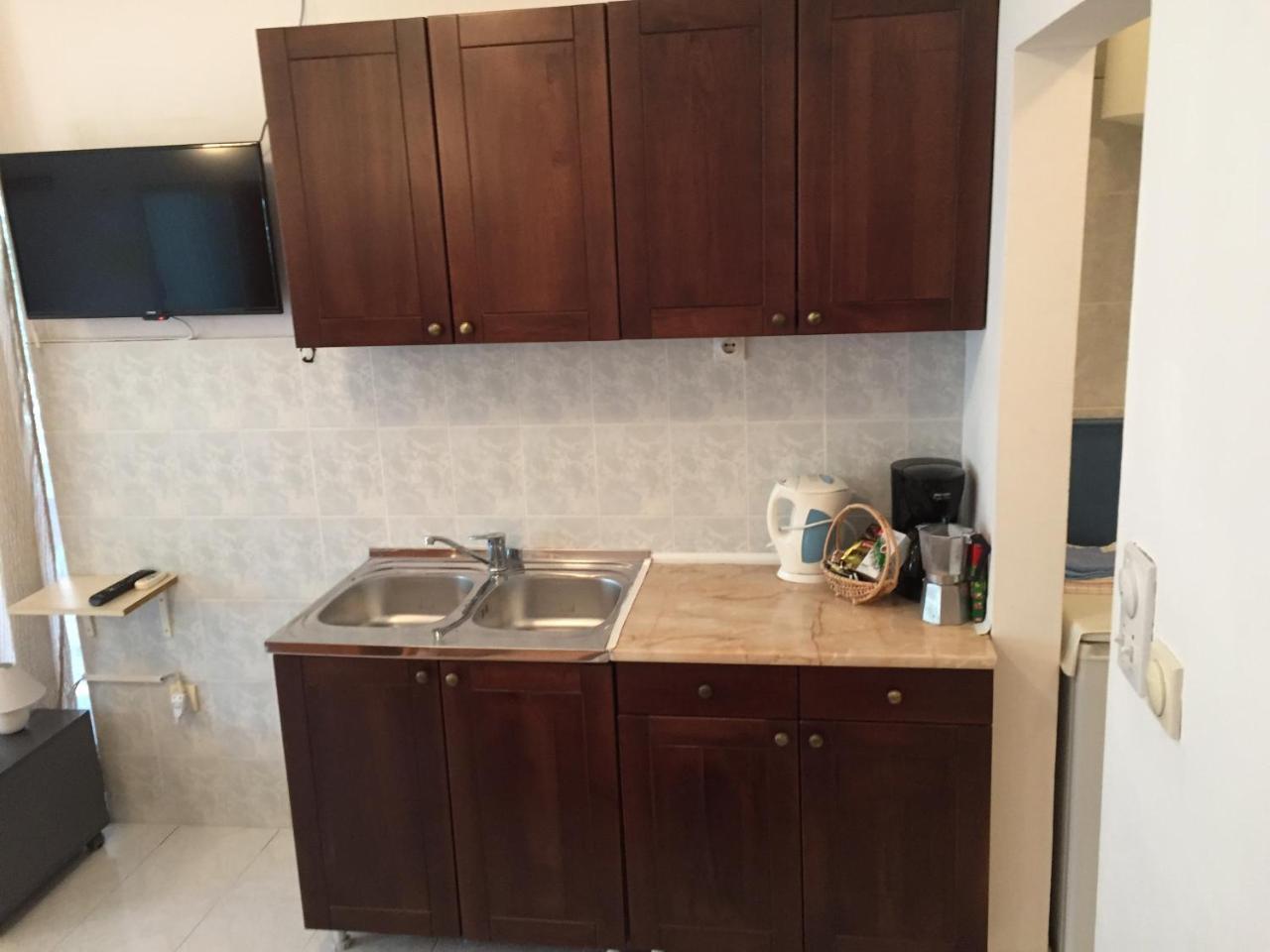 Studio Max Биела Екстериор снимка
